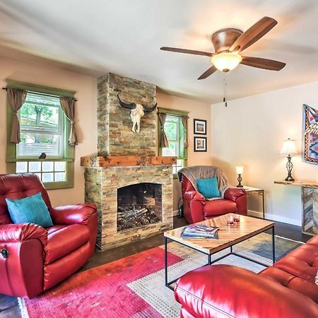 Cozy Home With Media Room Short Walk To Taos Plaza! 外观 照片