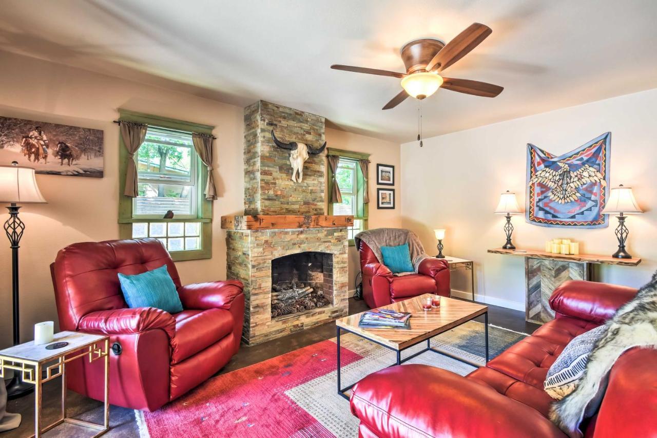 Cozy Home With Media Room Short Walk To Taos Plaza! 外观 照片