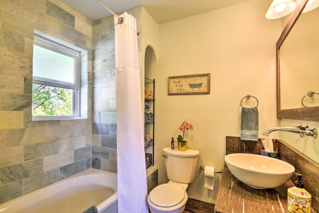 Cozy Home With Media Room Short Walk To Taos Plaza! 外观 照片